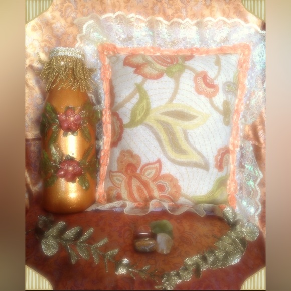 Hand Crafted Upcycled Glass Bottle Autumn Blossoms Gypsy Bottle Artisan - Picture 3 of 8